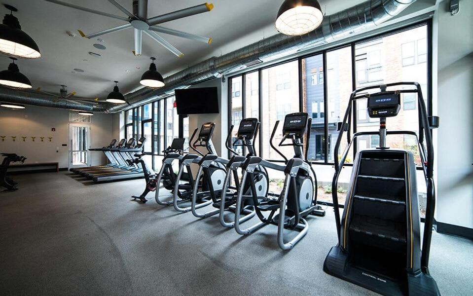 Free Parking Gym & Pool Downtown At Cityway Indianapolis Extérieur photo