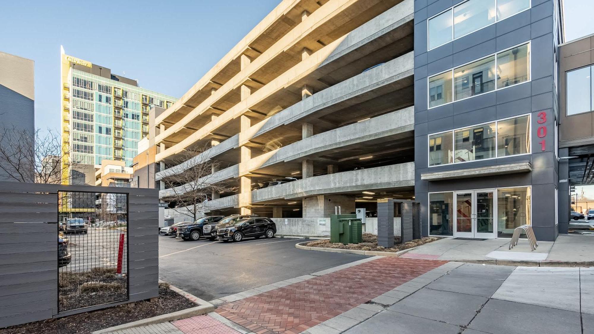 Free Parking Gym & Pool Downtown At Cityway Indianapolis Extérieur photo
